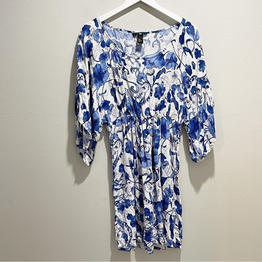H&M Women’s Blue White Bright Floral Tie Slv Fit & Flare Dress Scoop Neck Size 8